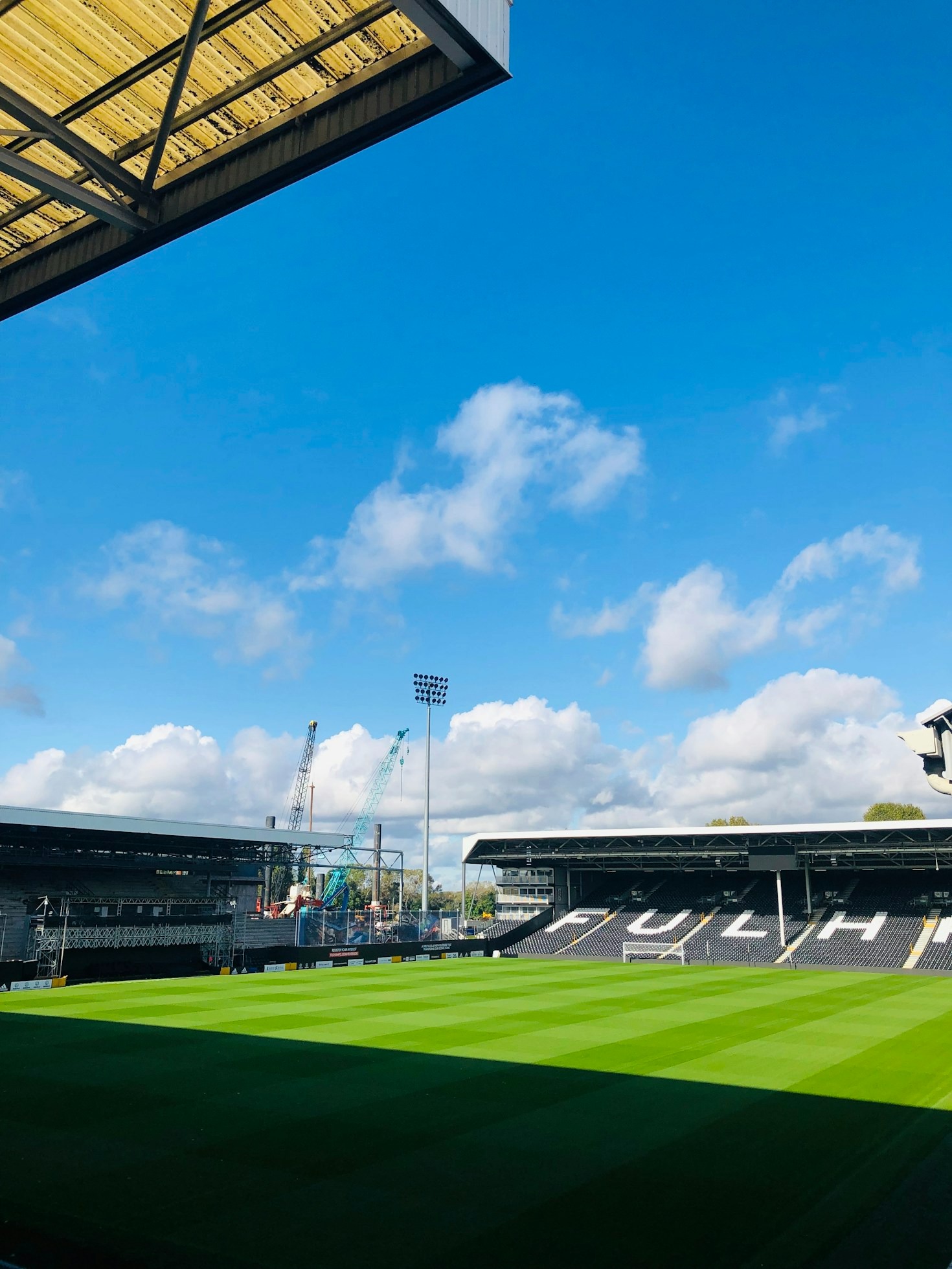 Vijf Eredivisie-debutanten die dit seizoen direct indruk maken